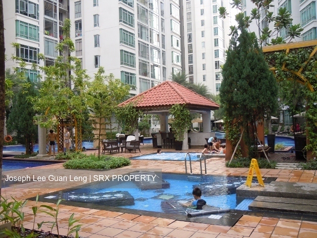 The Lakeshore (D22), Condominium #232015411